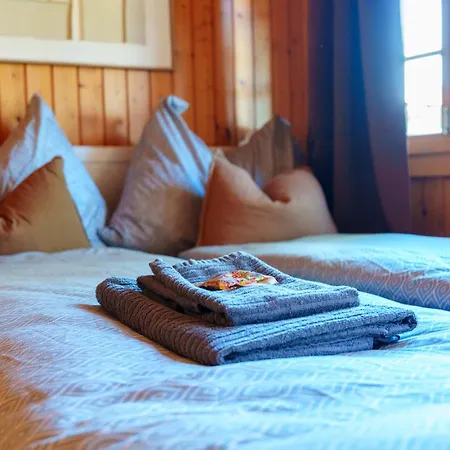 Appartement Capostay Cozy Garden Studio, 15 Min To Interlaken Aeschi Bei Spiez